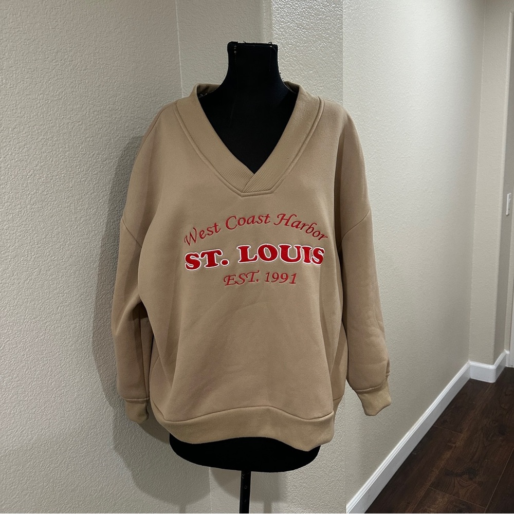 V-Neck Sweater - Tan